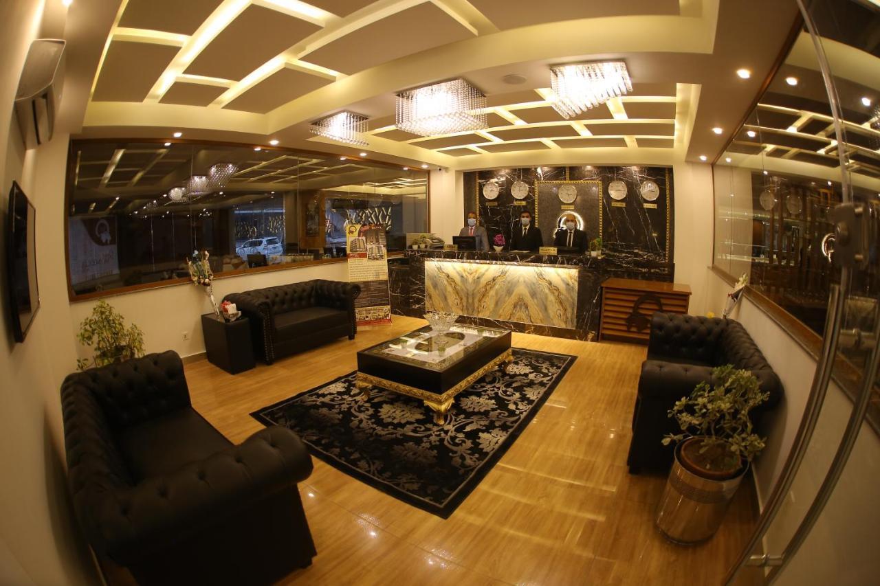רוואלפינדי Grand Mongolia Hotel מראה חיצוני תמונה